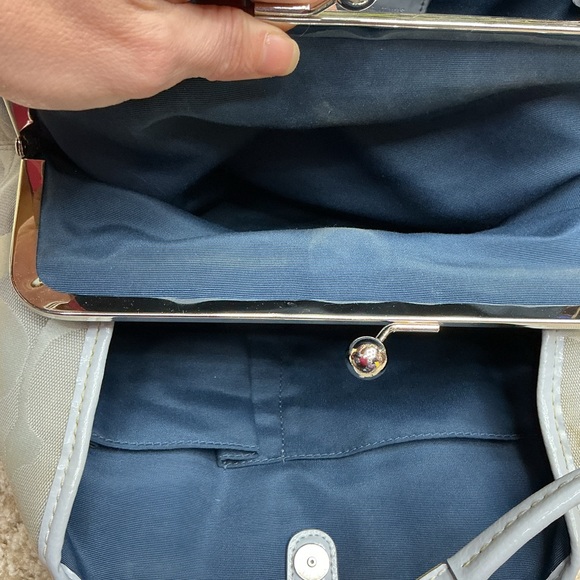 Coach Silver and Gray Shoulder Bag - Picture 9 of 11